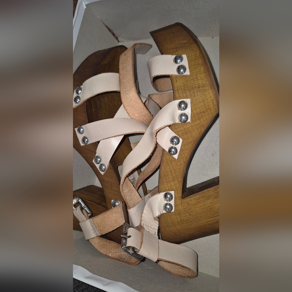 Beige Strappy Wooden Platform Sandals